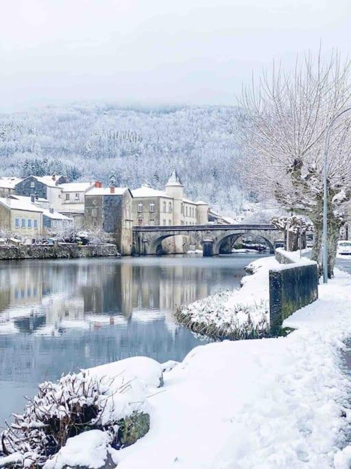 Gite Belfortes Plein Coeur De Brassac Brassac  ภายนอก รูปภาพ